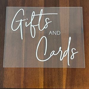 8x10 Gifts and Card Sign